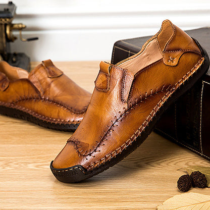 Men's business leather shoes with breathable foot cover, hand-sewn retro casual shoes