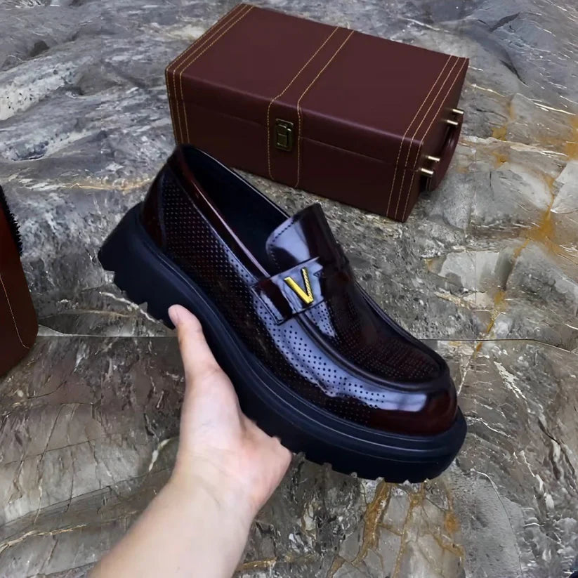 New high-end genuine leather perforated business British casual soft sole loafers（Pre-sale）