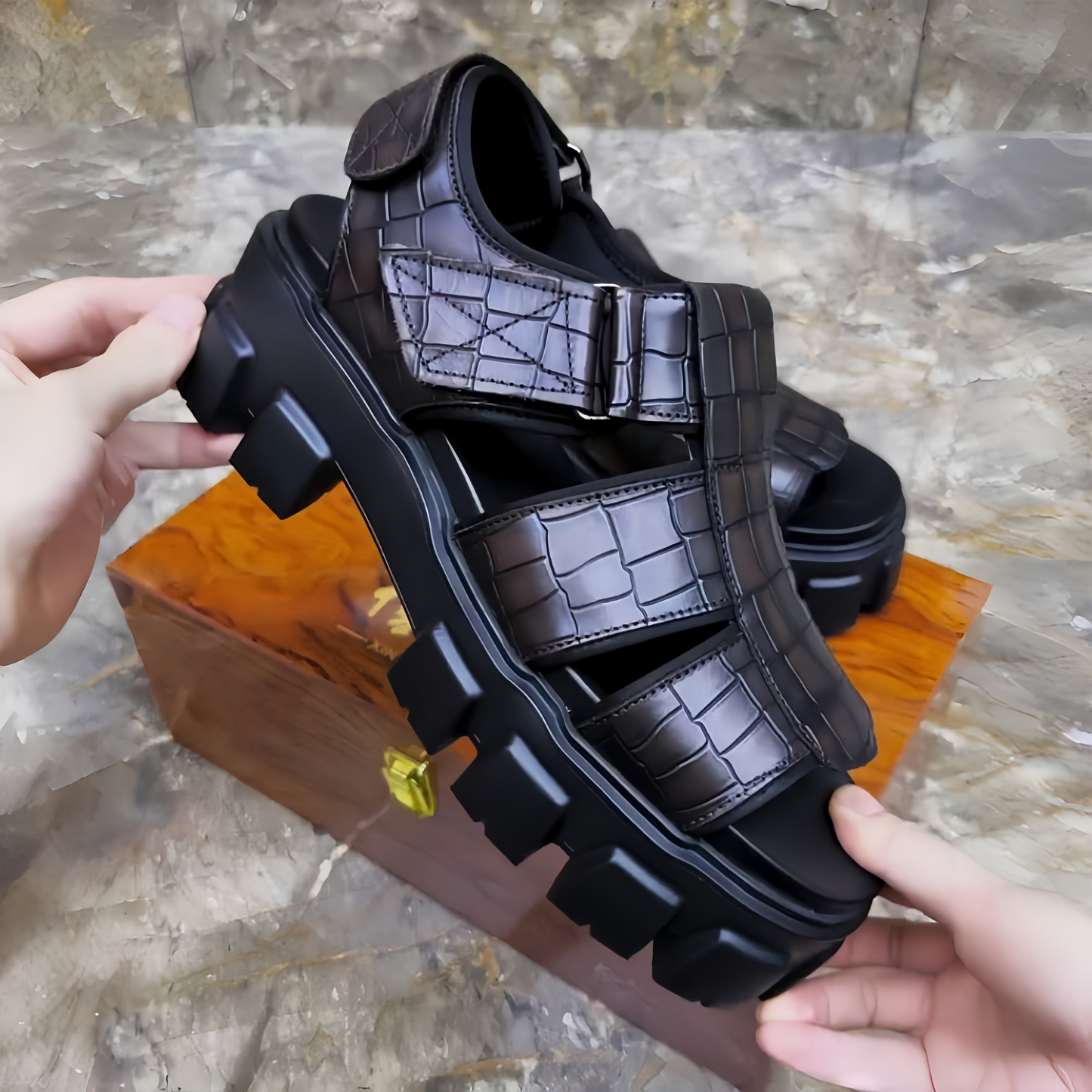 Leather Platform Slides – Trendy Height-Boost Sandals