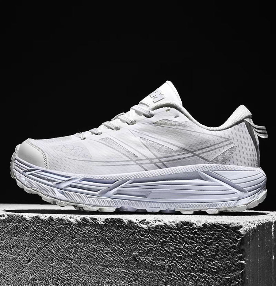 New Mesh Thick-Sole Outdoor Hiking Sneakers