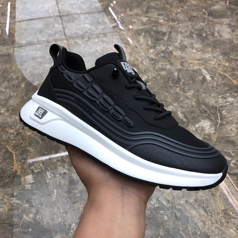 New Stylish Crocodile-Patterned Mesh Breathable Casual Shoes