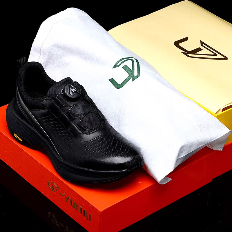 Neue Laufschuhe aus schwarzem Leder mit dicker Sohle und drehbarem Knopf 