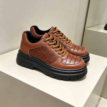 Neue, britisch inspirierte Slipper: Lederloafer mit weicher Sohle für Business Casual