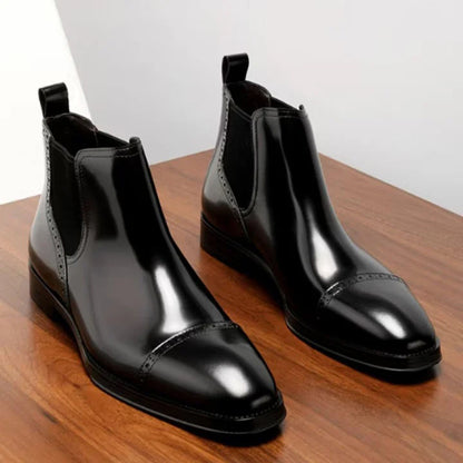 Elite High-Shine Chelsea Boots: Der Inbegriff britischer Business- und Abendgarderobe