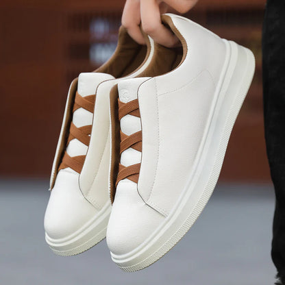 Men‘s Retro Low-Top White Leather Sneakers - Breathable & Soft Sole
