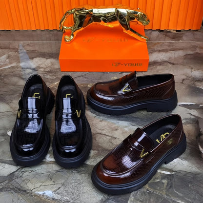 Mocasines de lujo sin cordones: zapatos de piel de becerro de primera capa hechos a mano (italianos)